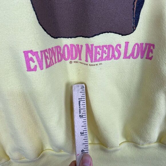 Vintage Womens Bear Sweatshirt Size Small Yellow - Picture 4 of 13